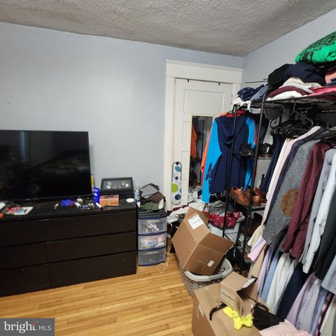 932 WAYNE AVE, York, PA 17403