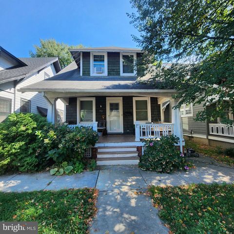 932 WAYNE AVE, York, PA 17403