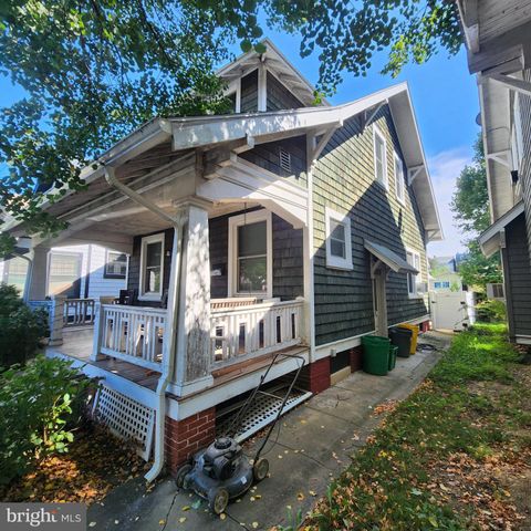 932 WAYNE AVE, York, PA 17403