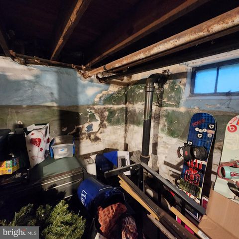 932 WAYNE AVE, York, PA 17403