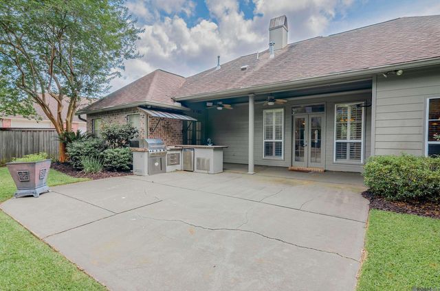 18313 Cedar Line Dr, Baton Rouge, LA 70817