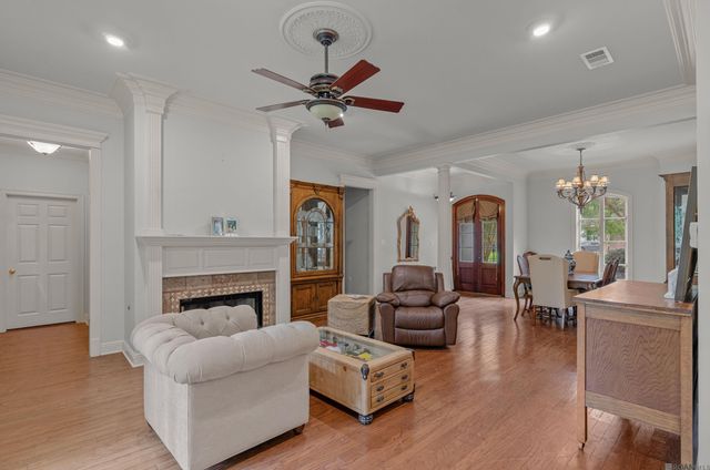 18313 Cedar Line Dr, Baton Rouge, LA 70817