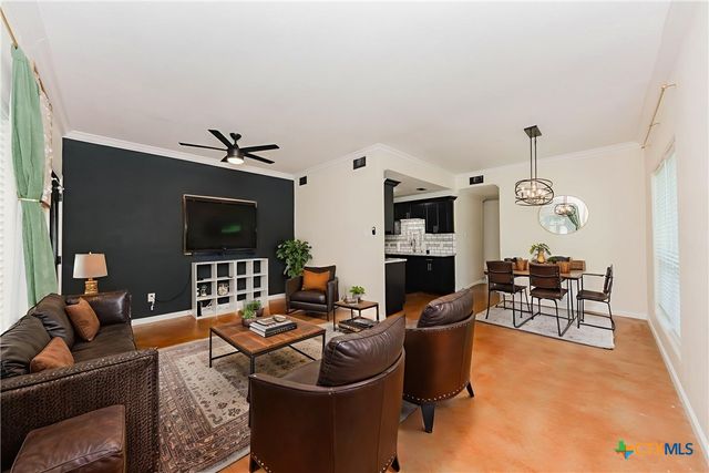 107 Silver Fox, Waco, TX 76705