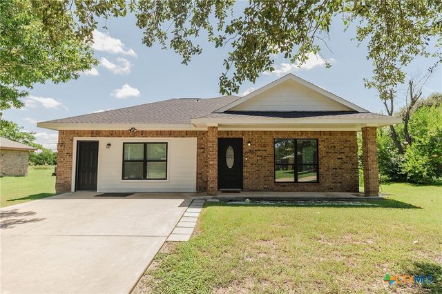 107 Silver Fox, Waco, TX 76705