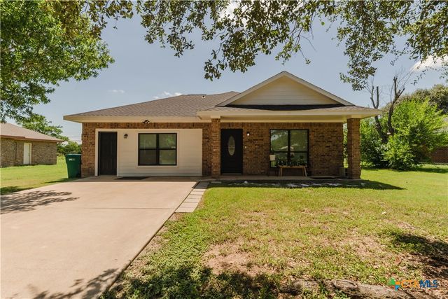 107 Silver Fox, Waco, TX 76705