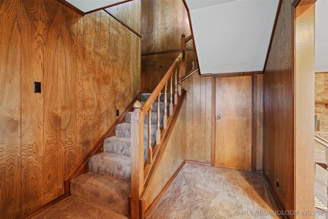 921 Crooked Oak Drive, Durant, OK 74701