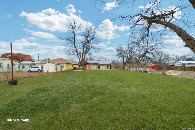 134 Rosebud, San Antonio, TX 78221