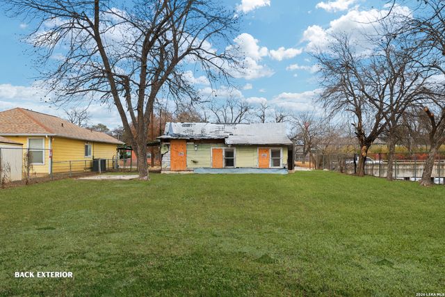 134 Rosebud, San Antonio, TX 78221