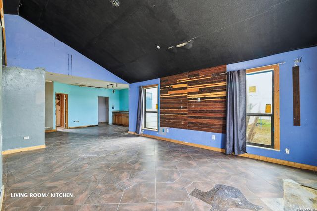 134 Rosebud, San Antonio, TX 78221