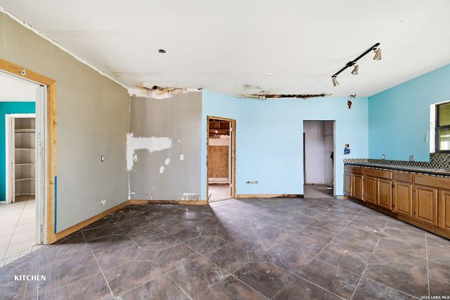 134 Rosebud, San Antonio, TX 78221