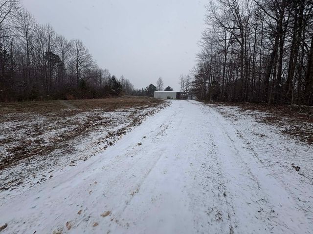 1595 Johnson Branch Rd, Pulaski, TN 38478