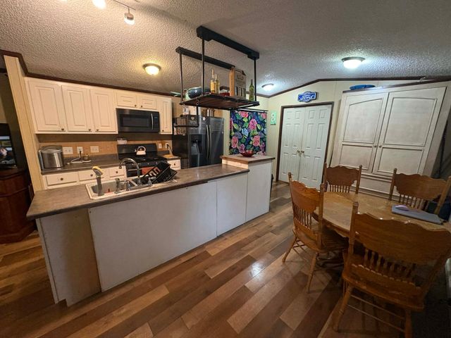 1595 Johnson Branch Rd, Pulaski, TN 38478