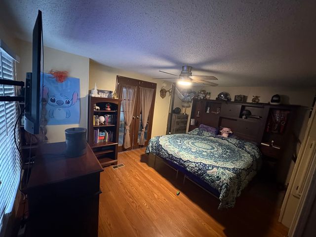 1595 Johnson Branch Rd, Pulaski, TN 38478