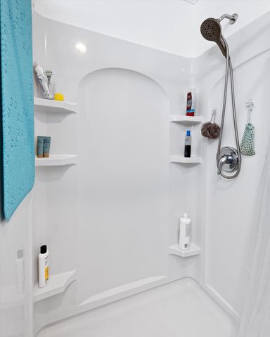 2502 N ELLA Rd, Spokane, WA 99212