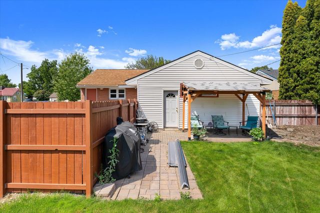 2502 N ELLA Rd, Spokane, WA 99212