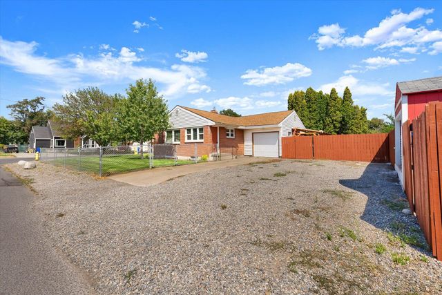 2502 N ELLA Rd, Spokane, WA 99212