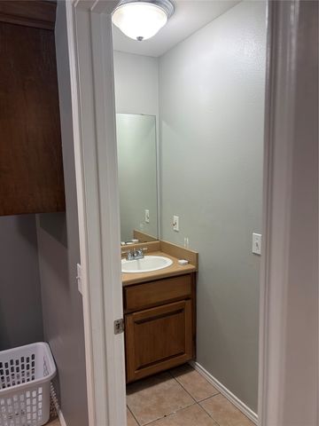320 County Road 42560, Paris, TX 75462