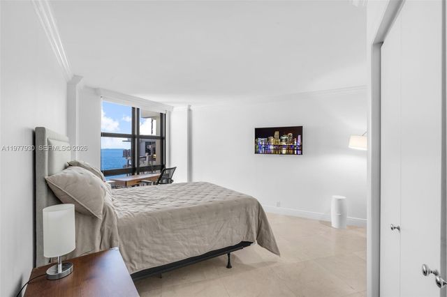 1121 Crandon Blvd E1203, Key Biscayne, FL 33149