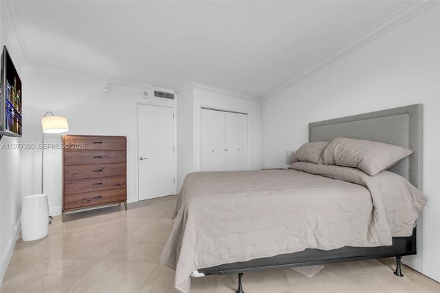 1121 Crandon Blvd E1203, Key Biscayne, FL 33149