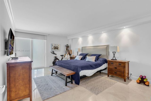 1121 Crandon Blvd E1203, Key Biscayne, FL 33149