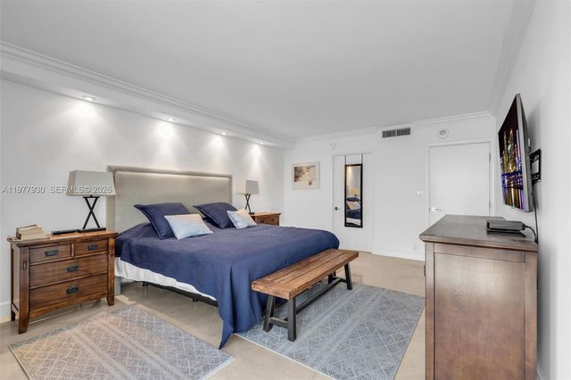 1121 Crandon Blvd E1203, Key Biscayne, FL 33149