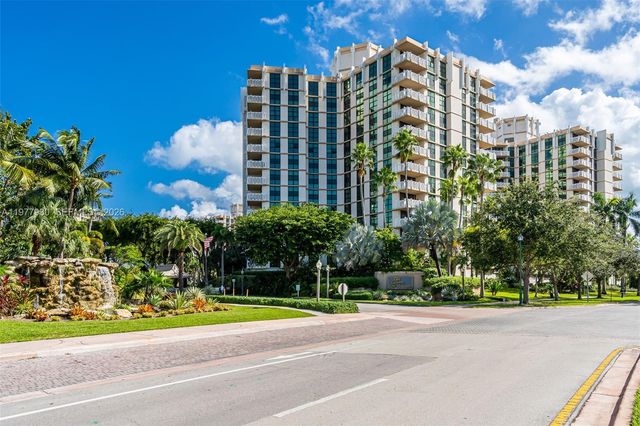 1121 Crandon Blvd E1203, Key Biscayne, FL 33149