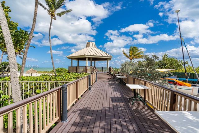 1121 Crandon Blvd E1203, Key Biscayne, FL 33149