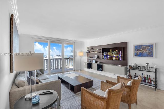 1121 Crandon Blvd E1203, Key Biscayne, FL 33149