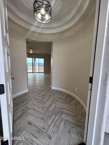 24053 W MORNING STAR Lane, Wittmann, AZ 85361