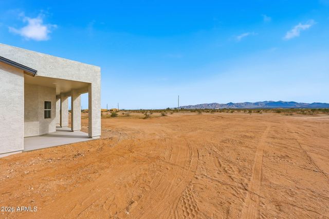 24053 W MORNING STAR Lane, Wittmann, AZ 85361