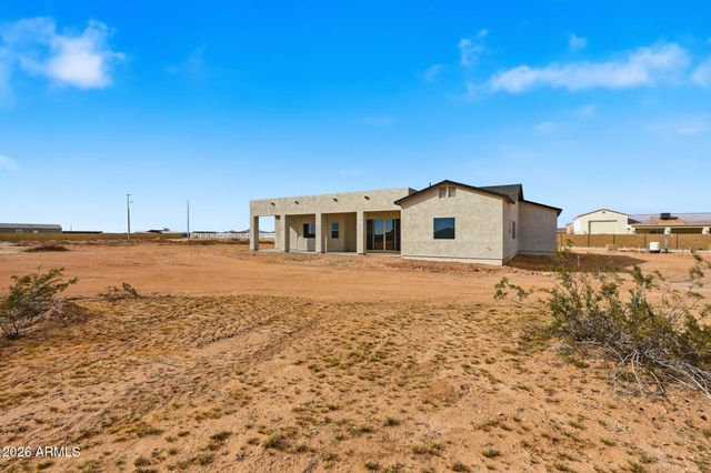 24053 W MORNING STAR Lane, Wittmann, AZ 85361