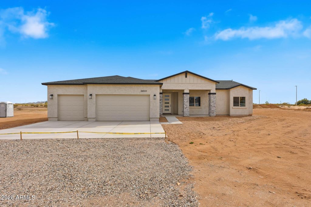 24053 W MORNING STAR Lane, Wittmann, AZ 85361