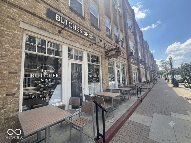 269 1st Street NW, Carmel, IN 46032