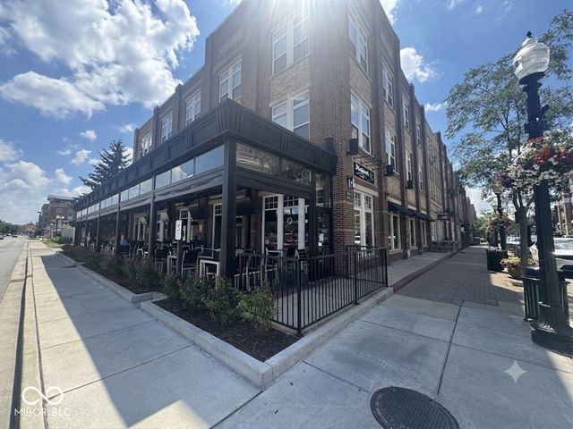 269 1st Street NW, Carmel, IN 46032