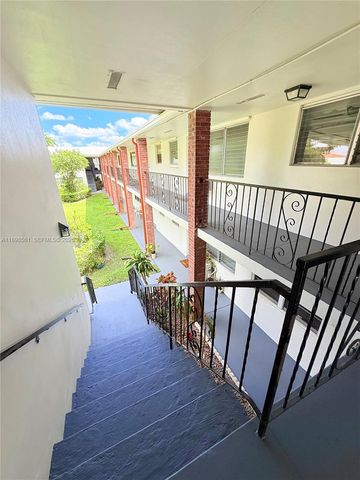 3600 Harrison Street 16B, Hollywood, FL 33021
