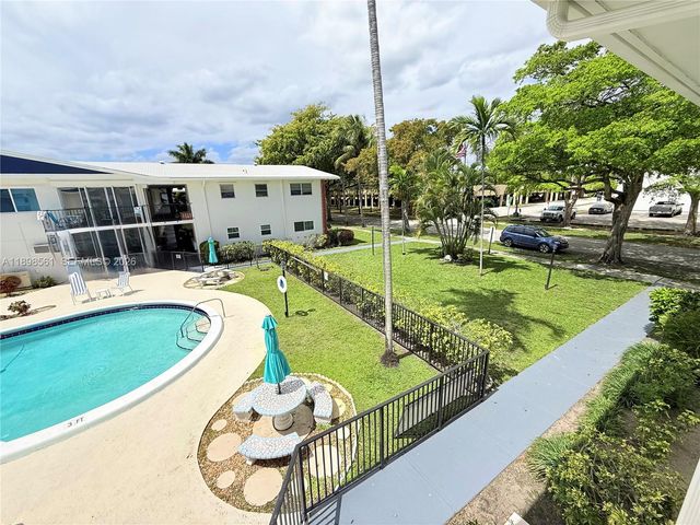 3600 Harrison Street 16B, Hollywood, FL 33021