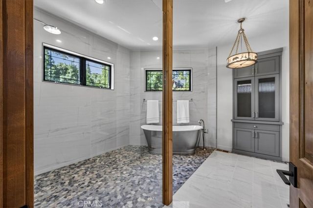 53819 Road 432, Bass Lake, CA 93604