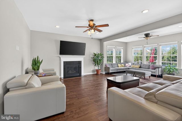 815 S HAINES CIR, Downingtown, PA 19335
