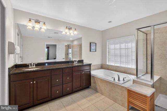 815 S HAINES CIR, Downingtown, PA 19335