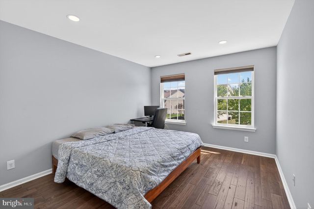 815 S HAINES CIR, Downingtown, PA 19335