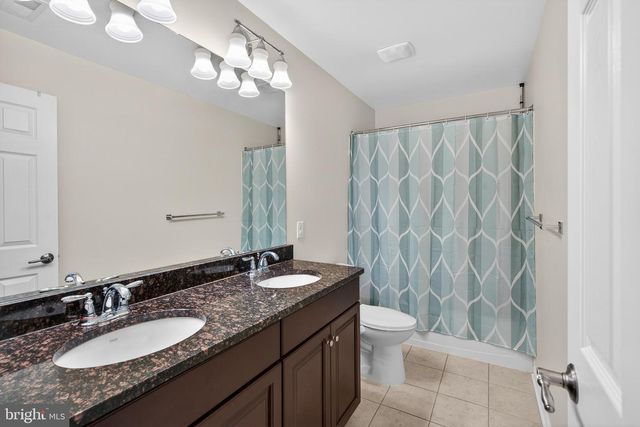 815 S HAINES CIR, Downingtown, PA 19335