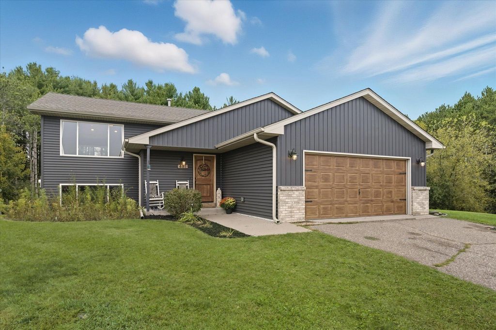 481 Martin Way, Somerset, WI 54025