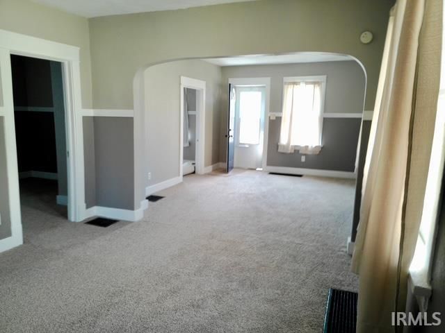 1730 Kendall Street, South Bend, IN 46613