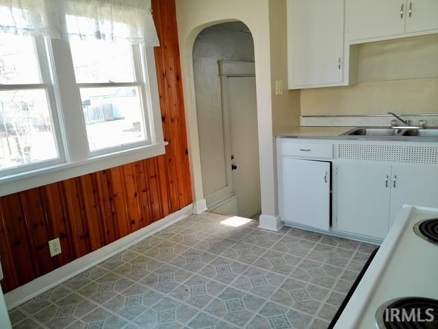 1730 Kendall Street, South Bend, IN 46613