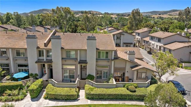 5 Morningside, Irvine, CA 92603