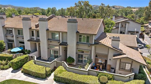 5 Morningside, Irvine, CA 92603