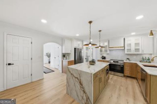 3774 Hollow Oak Lane, Stonecrest, GA 30038