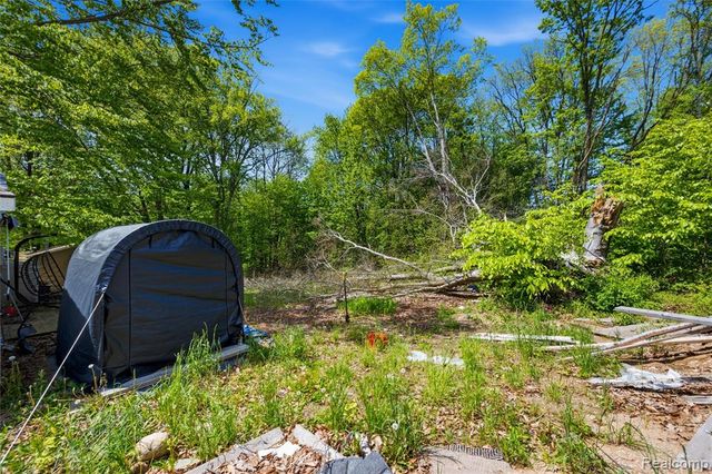 5842 Woodland Drive, Lake, MI 48632