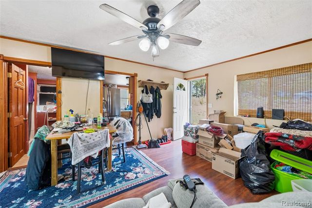 5842 Woodland Drive, Lake, MI 48632