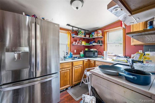 5842 Woodland Drive, Lake, MI 48632